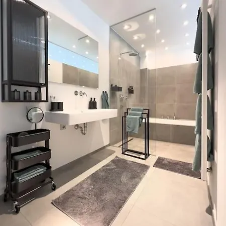 Cityloft - Augsburger Innenstadt-bismarckviertel - Kostenloser Tiefgaragenstellplatz Apartment *