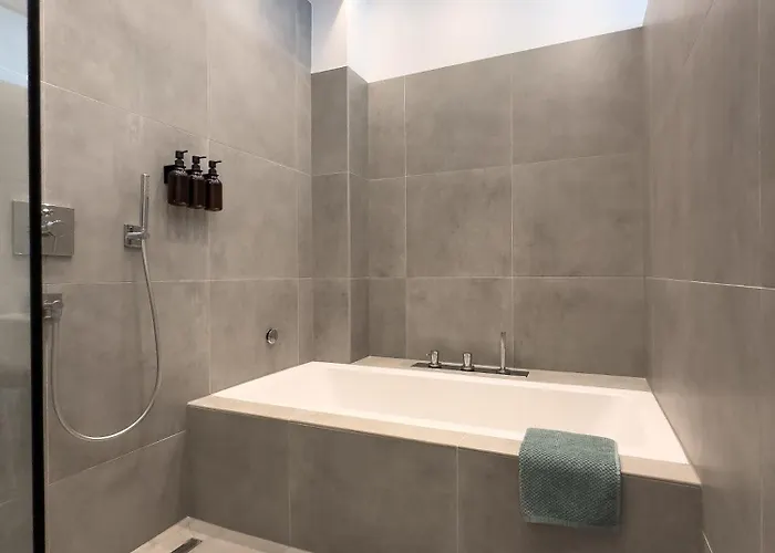 Appartement Cityloft - Augsburger Innenstadt-bismarckviertel - Kostenloser Tiefgaragenstellplatz